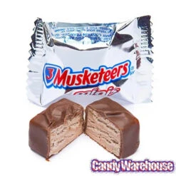 3 Musketeers Minis Candy: 8.4-Ounce Bag -Sweet Candy Shop 3 musketeers minis candy 8 4 ounce bag candy warehouse 3 8cc553e8 7041 4130 aead 9fffa083f87b