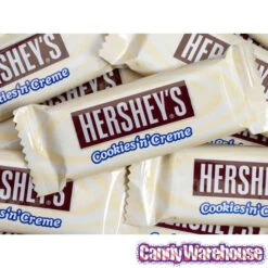 Hershey's Cookies N Creme Snack Size Candy Bars: 35-Piece Bag 5 Hershey's Cookies N Creme Snack Size Candy Bars: 35-Piece Bag -Sweet Candy Shop hershey s cookies n creme snack size candy bars 35 piece bag candy warehouse 3