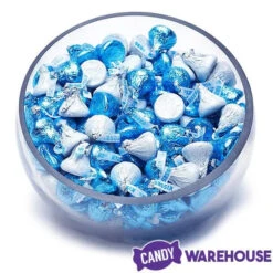Hershey's Kisses Color Combo - Light Blue And White: 800-Piece Box -Sweet Candy Shop hershey s kisses color combo light blue and white 800 piece box candy warehouse 3