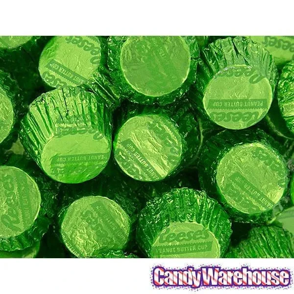 Reese's Peanut Butter Cups Miniatures - Kiwi Green: 200-Piece Bag 5 Reese's Peanut Butter Cups Miniatures - Kiwi Green: 200-Piece Bag - Image 5