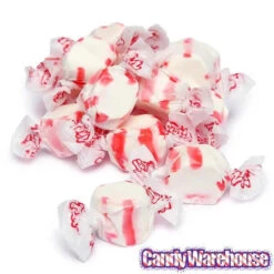 Salt Water Taffy - Peppermint: 2.5LB Bag -Sweet Candy Shop salt water taffy peppermint 2 5lb bag candy warehouse 3