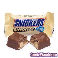 Snickers Fun Size Candy Bars Assortment: 45-Piece Bag 10 Snickers Fun Size Candy Bars Assortment: 45-Piece Bag -Sweet Candy Shop snickers fun size candy bars assortment 45 piece bag candy warehouse 4