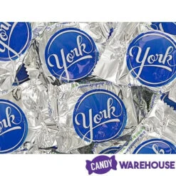 York Peppermint Patties Snack Size Packs: 175-Piece Box -Sweet Candy Shop york peppermint patties snack size packs 175 piece box candy warehouse 4 286f2346 dd8d 4c91 a8ff df5af995bbb5